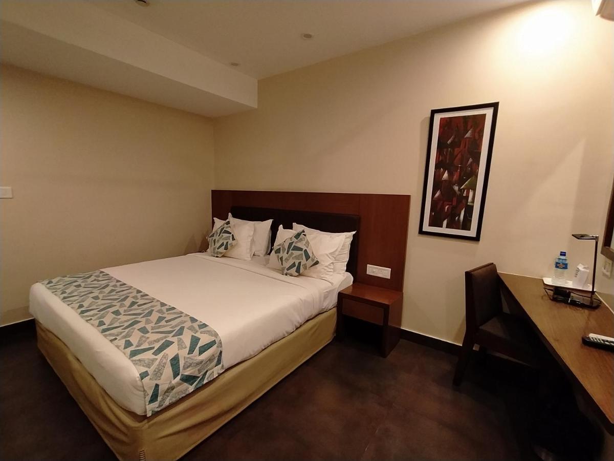 מלון Adur Park Residency Adoor מראה חיצוני תמונה