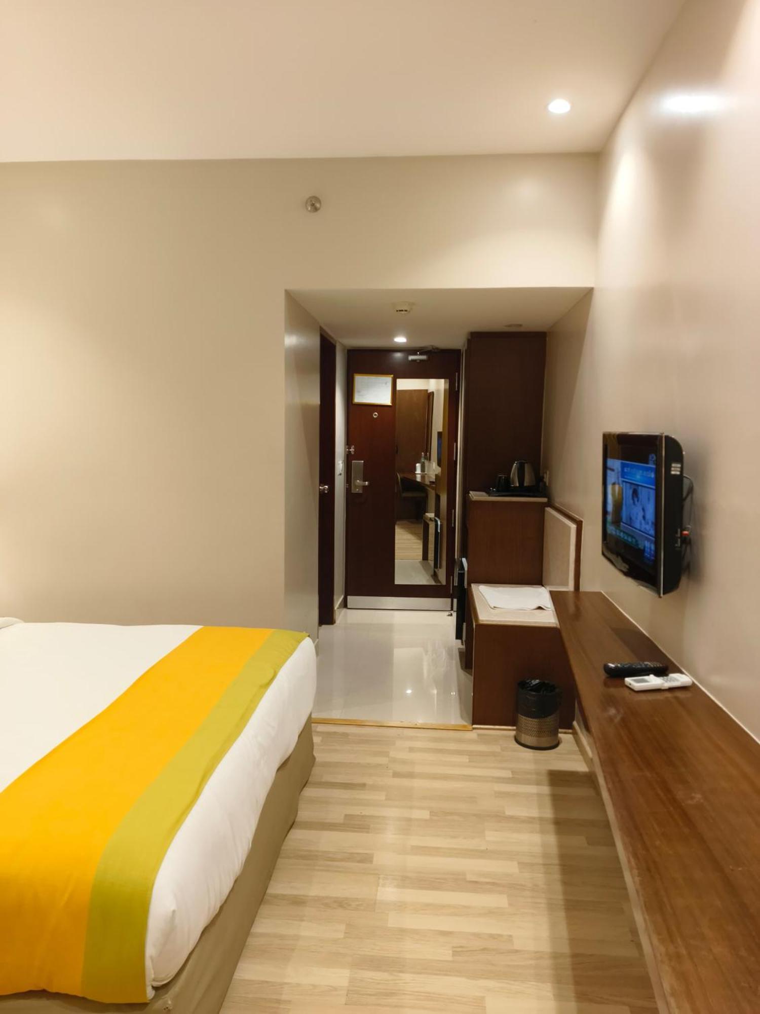 מלון Adur Park Residency Adoor מראה חיצוני תמונה